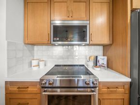 2500 Torrey Pines Road 305, La Jolla CA 92037