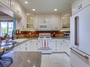 10422 Londonderry Avenue, San Diego CA 92126