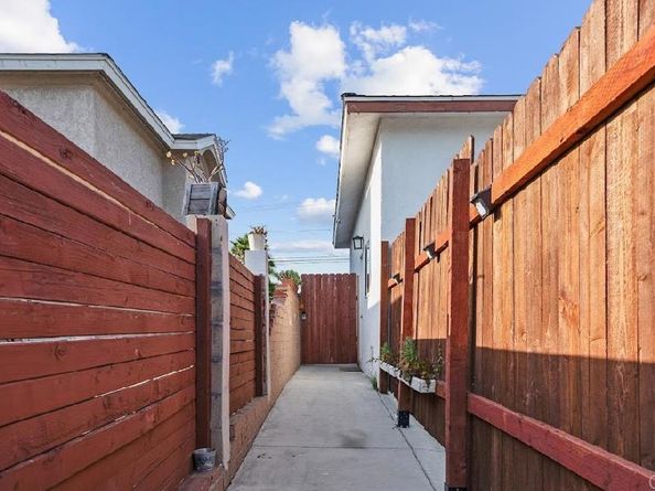 3964 Delta Street, San Diego CA 92113