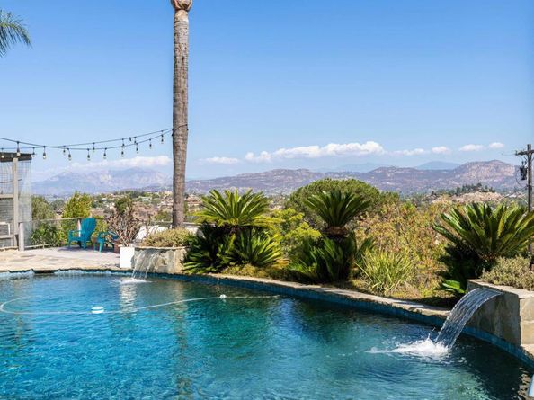 11201 Constellation Drive, El Cajon CA 92020