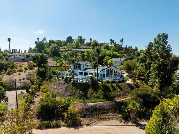 11201 Constellation Drive, El Cajon CA 92020