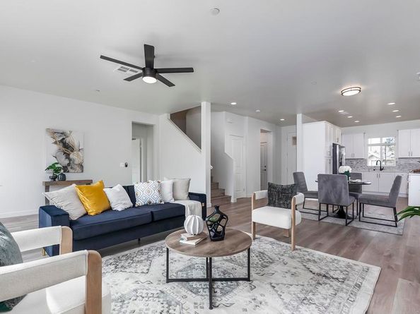 1625 Mauzy Way, El Cajon CA 92021