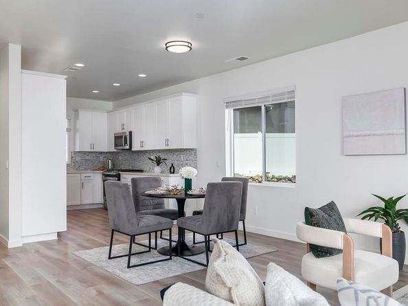 1625 Mauzy Way, El Cajon CA 92021