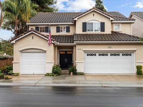 5049 Ruette De Mer, San Diego CA 92130