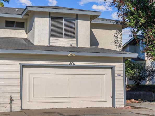 3844 Via Del Bardo, San Ysidro CA 92173