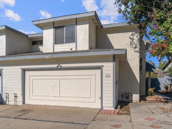 3844 Via Del Bardo, San Ysidro CA 92173