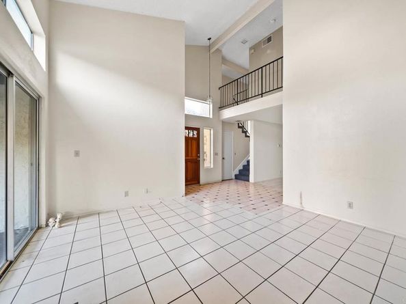 3844 Via Del Bardo, San Ysidro CA 92173