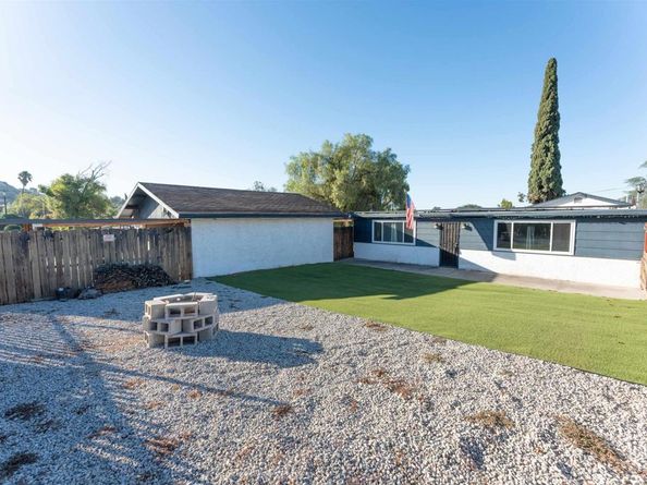8273 Melrose Lane, El Cajon CA 92021