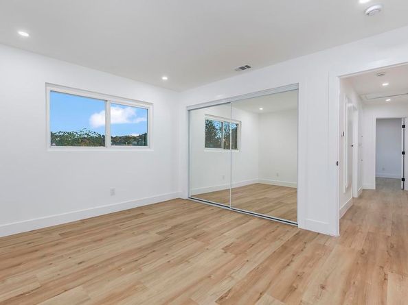 5995 Broadmoor Dr, La Mesa CA 91942