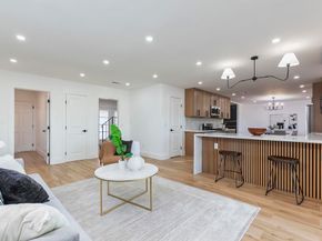 5995 Broadmoor Dr, La Mesa CA 91942