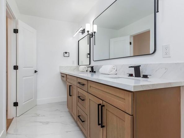 5995 Broadmoor Dr, La Mesa CA 91942