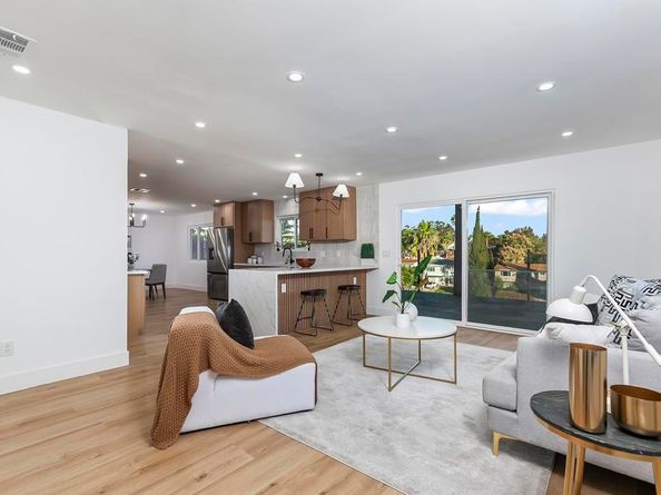 5995 Broadmoor Dr, La Mesa CA 91942