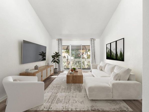 1885 Diamond Street 329, San Diego CA 92109
