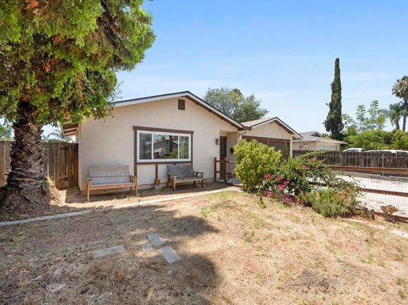 809 Buchanan Street, Escondido CA 92027