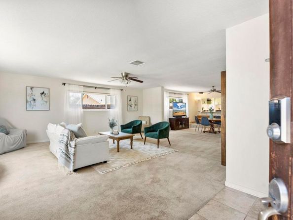 809 Buchanan Street, Escondido CA 92027