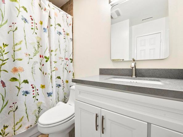 809 Buchanan Street, Escondido CA 92027