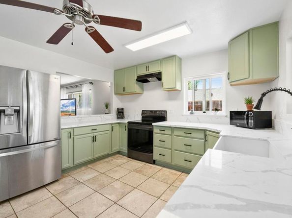 809 Buchanan Street, Escondido CA 92027