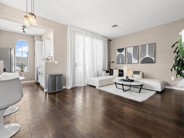 8670 New Salem Street 106, San Diego CA 92126