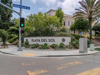 1320 Calle Sandcliff