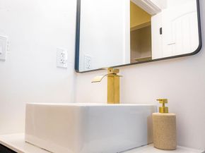 944 W 5Th Avenue, Escondido CA 92025