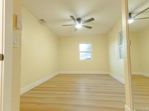 944 W 5Th Avenue, Escondido CA 92025