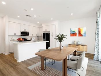 661 Panorama Lane