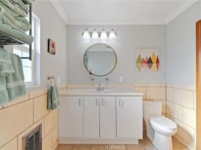1650 W 107th Street, Los Angeles CA 90047