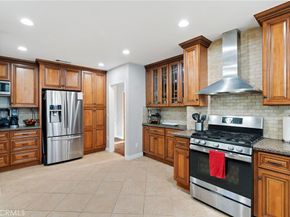 1650 W 107th Street, Los Angeles CA 90047