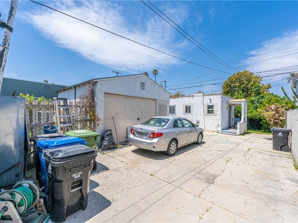 5441 Smiley Drive, Los Angeles CA 90016