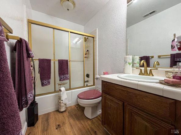 25912 Hayward Boulevard 106, Hayward CA 94542