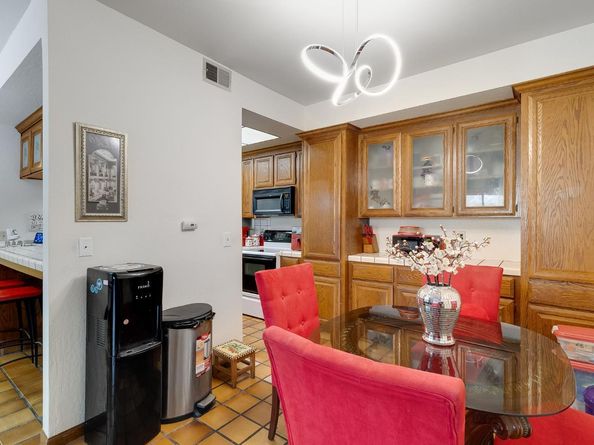 25912 Hayward Boulevard 106, Hayward CA 94542