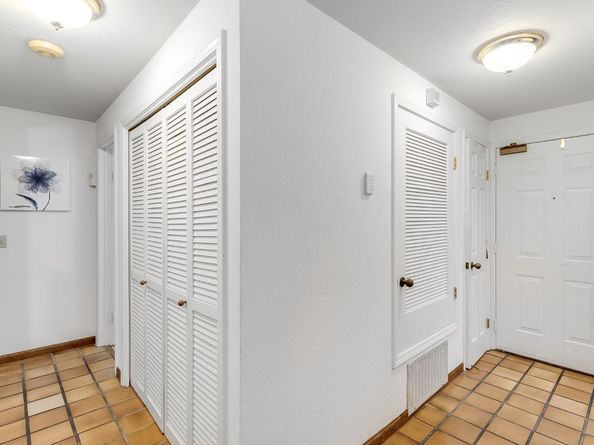 25912 Hayward Boulevard 106, Hayward CA 94542