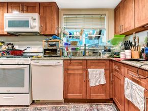 1128 Chester Street, Oakland CA 94607