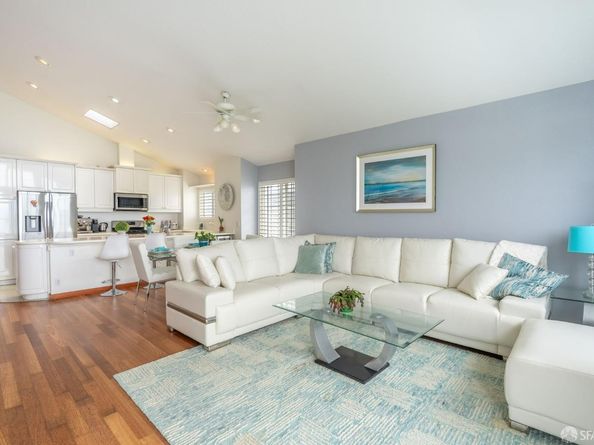 1989 Beach Boulevard, Pacifica CA 94044