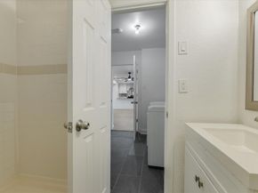 2605 Loyola LN, Austin TX 78723