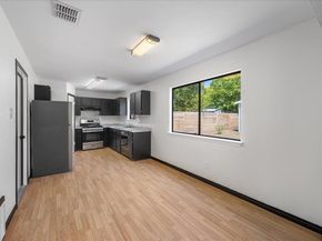 1404 Deupree DR, Austin TX 78753