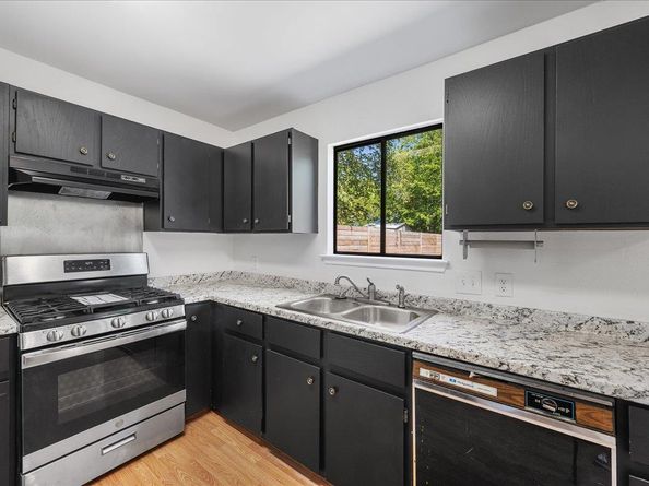 1404 Deupree DR, Austin TX 78753