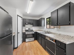 1404 Deupree DR, Austin TX 78753