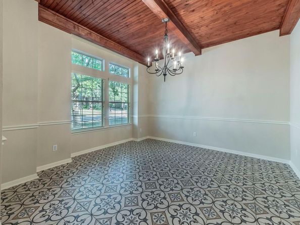 309 El Socorro LN, Austin TX 78732