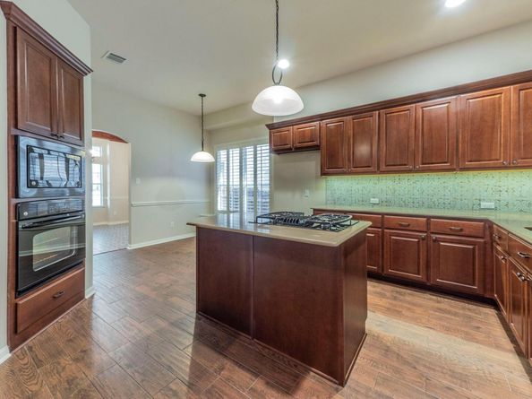 309 El Socorro LN, Austin TX 78732