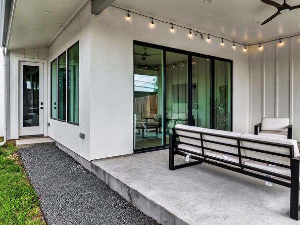 8003 Gault ST B, Austin TX 78757
