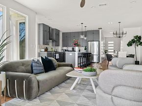8003 Gault ST B, Austin TX 78757