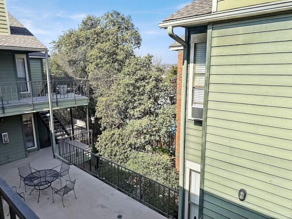 2706 Salado ST 205, Austin TX 78705