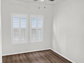 2706 Salado ST 205, Austin TX 78705