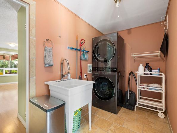 1104 Brentwood ST, Austin TX 78757