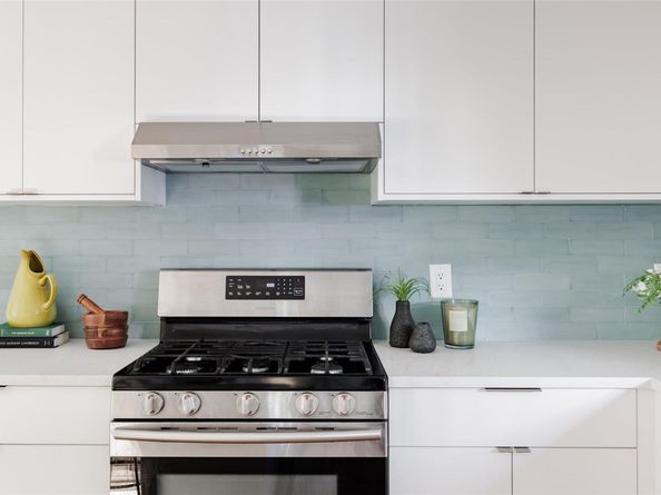 827 Gullett ST, Austin TX 78702