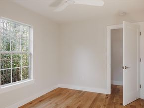 827 Gullett ST, Austin TX 78702