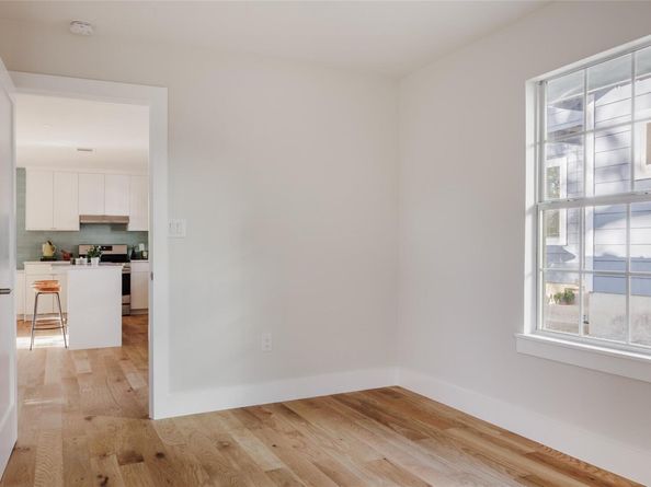 827 Gullett ST, Austin TX 78702