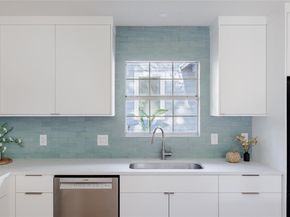 827 Gullett ST, Austin TX 78702