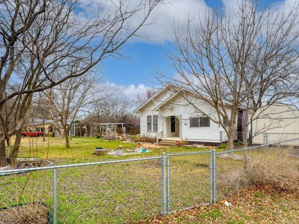 804 Main ST, Liberty Hill TX 78642